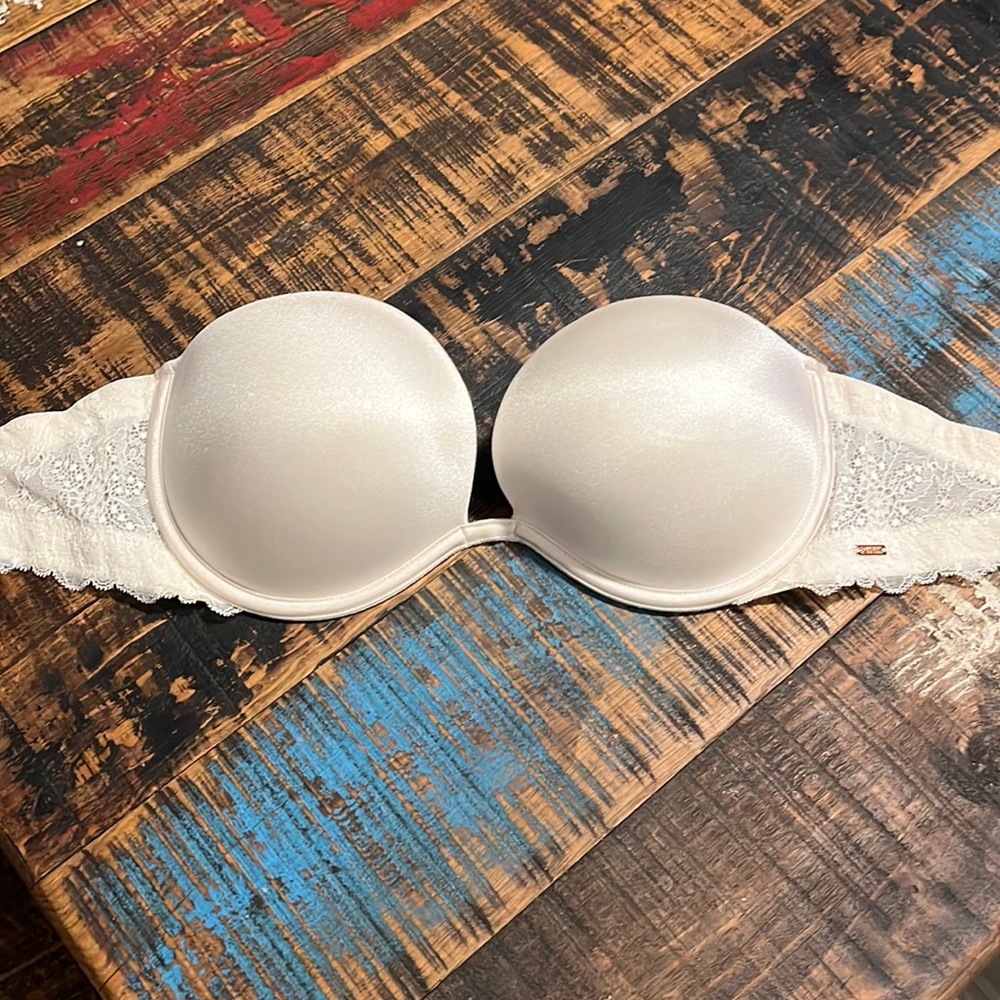 Pink strapless 32DD bra. Bought for my wedding and airport lost my luggage, new.
